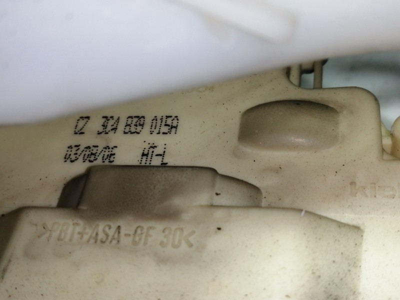 Recambio de cerradura puerta trasera izquierda para volkswagen passat berlina (3c2) highline referencia OEM IAM 3C48939015A  ELE