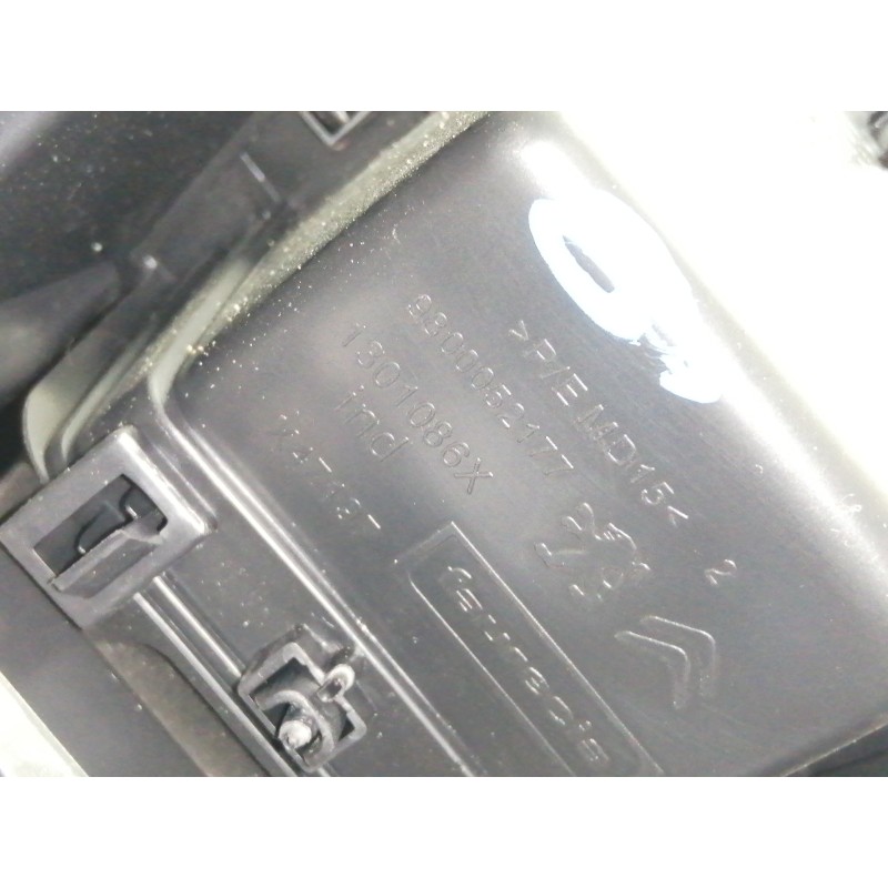 Recambio de apoyabrazos central para peugeot 308 style referencia OEM IAM 96775883 9800052177 / 1300936X 1301086X