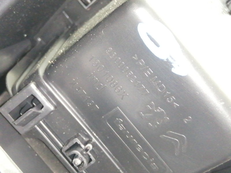 Recambio de apoyabrazos central para peugeot 308 style referencia OEM IAM 96775883 9800052177 / 1300936X 1301086X