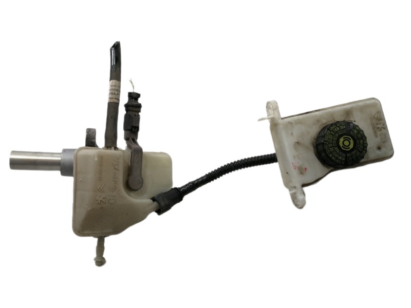 Recambio de bomba freno para peugeot 308 style referencia OEM IAM 9807651580 03350891681 03350890841 03350890831 