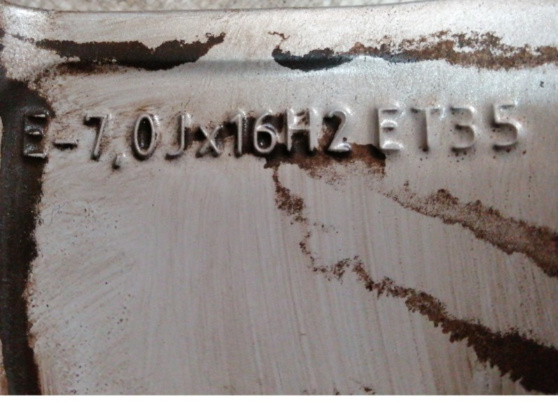 Recambio de llanta para audi a4 berlina (8w2) advanced edition referencia OEM IAM 16´´ 008474/2013 E-7.0JX16H2 ET35