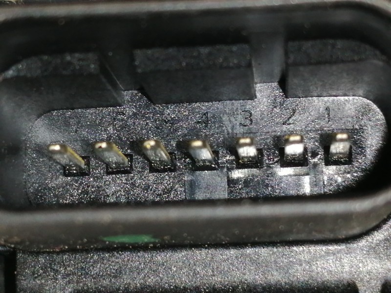 Recambio de cerradura puerta trasera derecha para peugeot 308 style referencia OEM IAM 9810309880  