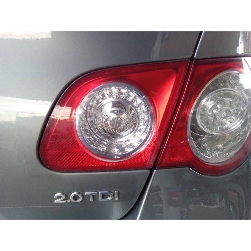 Recambio de piloto trasero derecho interior para volkswagen passat berlina (3c2) highline referencia OEM IAM 3C5945094E  