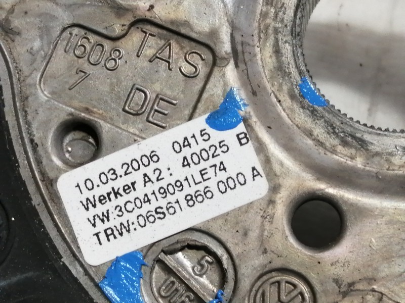 Recambio de volante para volkswagen passat berlina (3c2) highline referencia OEM IAM 3C0419091 3C0419091LE74 1K095953F / 1K09595