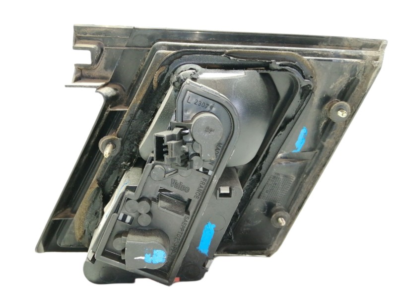 Recambio de piloto trasero izquierdo interior para nissan primera berlina (p11) slx referencia OEM IAM 23070102  