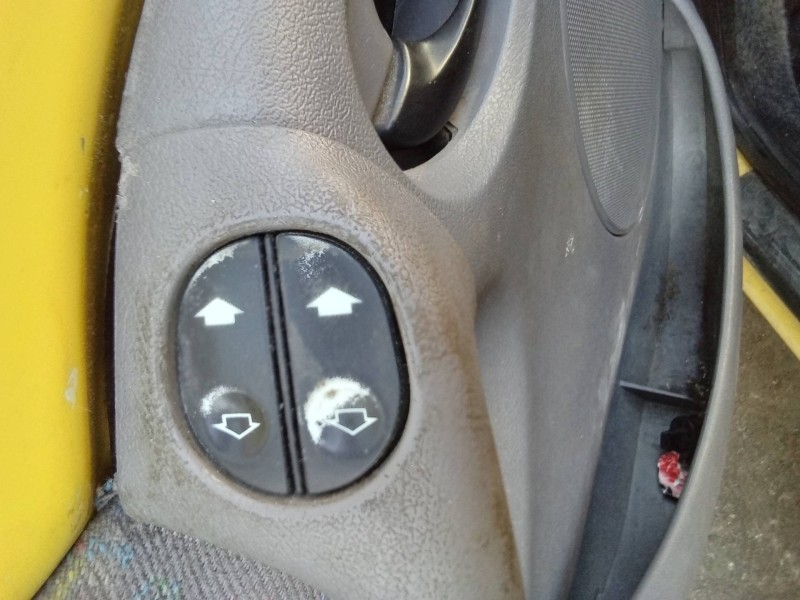 Recambio de mando elevalunas delantero izquierdo para ford ka (ccq) básico referencia OEM IAM 98KBB24185  