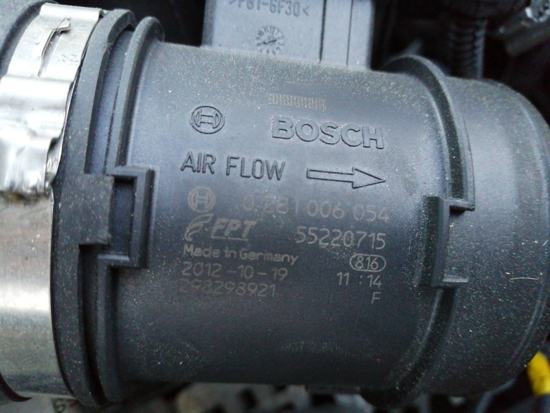 Recambio de caudalimetro para fiat doblo active referencia OEM IAM 0281006054 55220715 F00C2G8003 