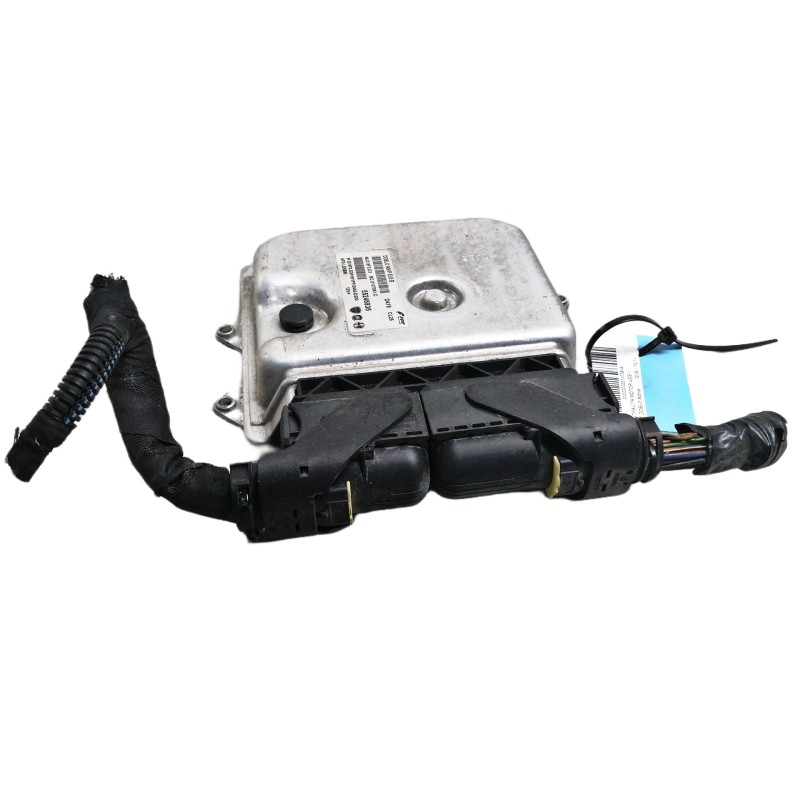 Recambio de centralita motor uce para fiat doblo active referencia OEM IAM 55246936  