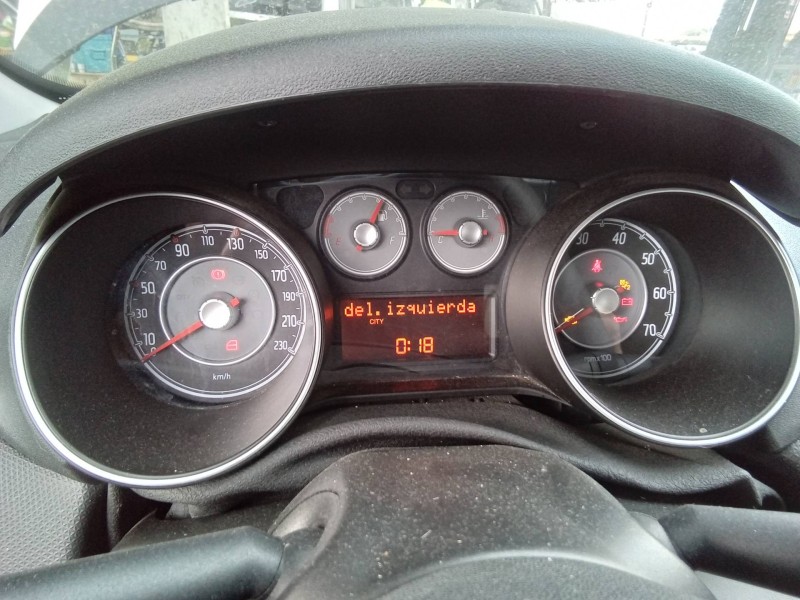 Recambio de cuadro instrumentos para fiat punto (199) easy referencia OEM IAM 51917424 503010280202 5550050900 / 5550030617