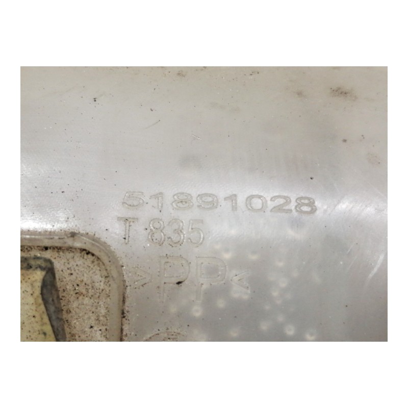 Recambio de deposito expansion para fiat doblo active referencia OEM IAM 51891028  