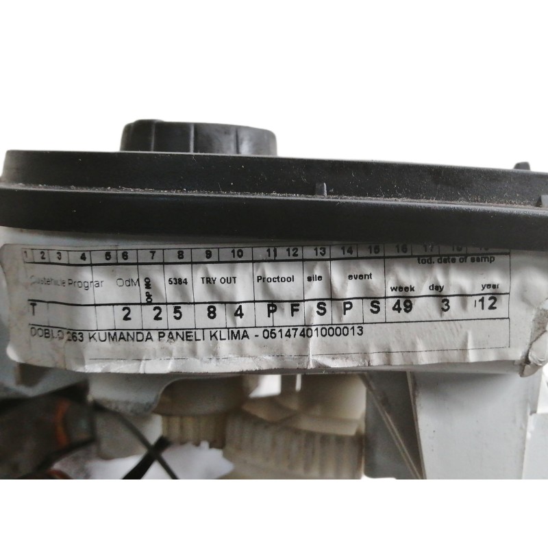 Recambio de mando calefaccion / aire acondicionado para fiat doblo active referencia OEM IAM 05147401000013 735498657 