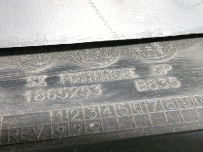 Recambio de guarnecido puerta trasera izquierda para fiat punto (199) easy referencia OEM IAM 1865253 1865254B835 