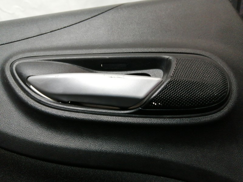 Recambio de guarnecido puerta trasera izquierda para fiat punto (199) easy referencia OEM IAM 1865253 1865254B835 