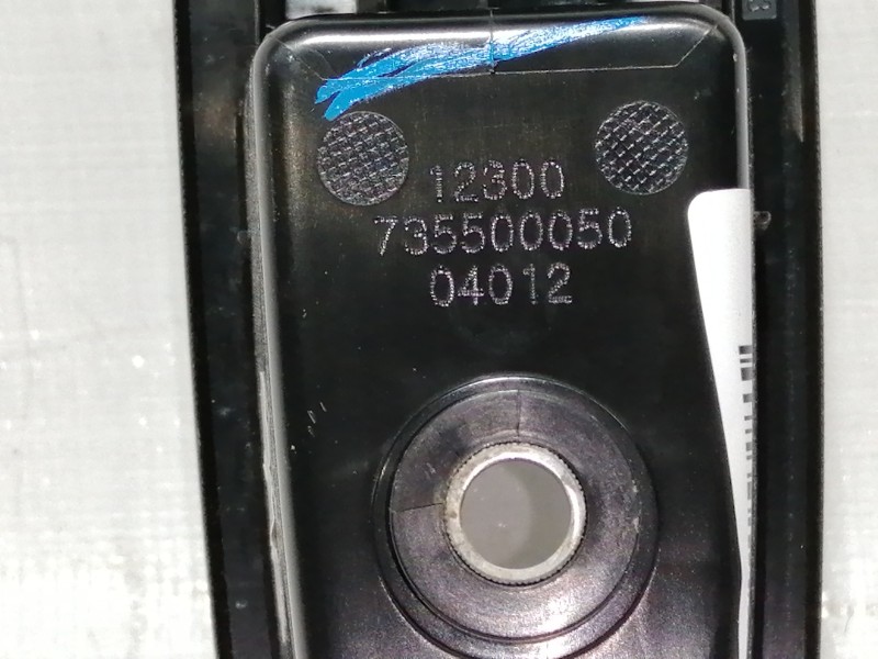 Recambio de mando elevalunas delantero izquierdo para fiat punto (199) easy referencia OEM IAM 735500050  