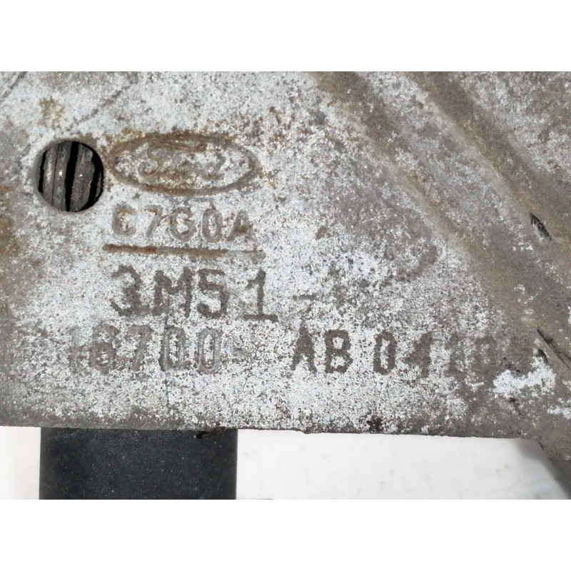 Recambio de cerradura capot para ford focus berlina (cak) ambiente referencia OEM IAM 3M5116700AB C7G0A 