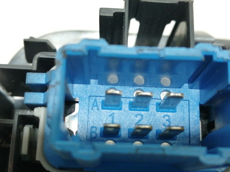 Recambio de mando elevalunas delantero derecho para renault kangoo (f/kc0) luxe privilege referencia OEM IAM 8200548968 1007478 