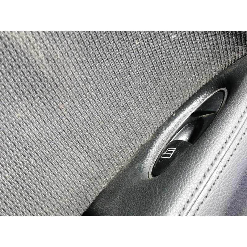 Recambio de guarnecido puerta trasera izquierda para mercedes-benz clase e (w211) berlina e 220 cdi (211.008) referencia OEM IAM