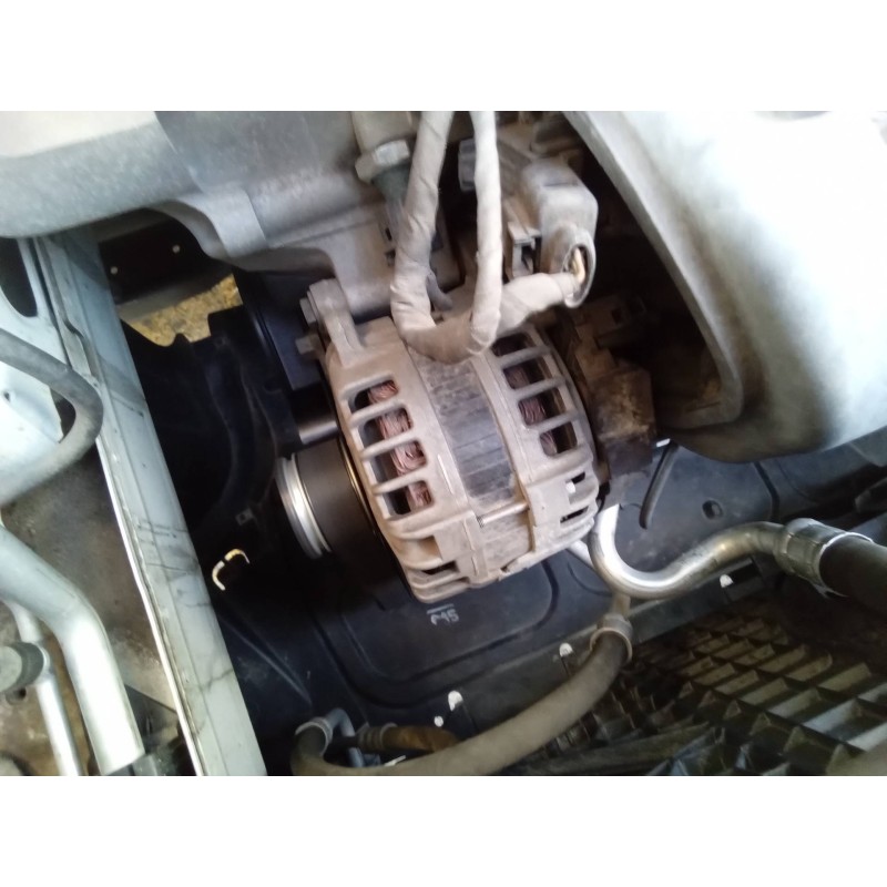 Recambio de alternador para skoda fabia like referencia OEM IAM 04C903023C  