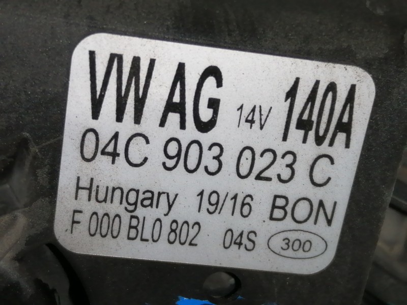 Recambio de alternador para skoda fabia like referencia OEM IAM 04C903023C  