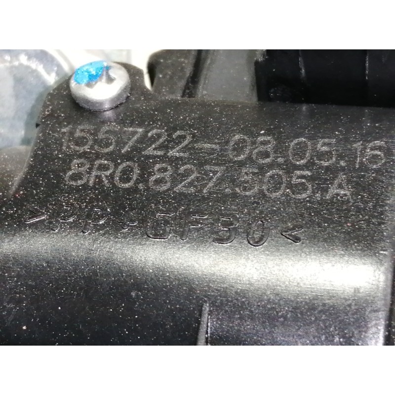 Recambio de cerradura maletero / porton para skoda fabia like referencia OEM IAM 8R0827505A 155722 