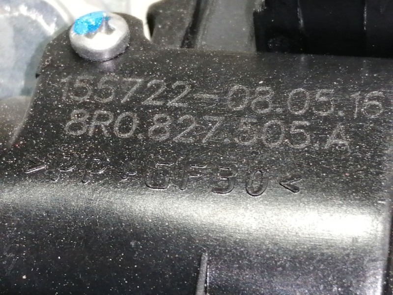 Recambio de cerradura maletero / porton para skoda fabia like referencia OEM IAM 8R0827505A 155722 