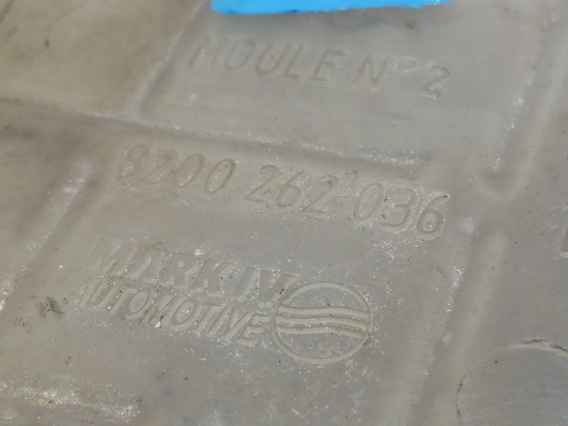 Recambio de deposito expansion para renault scenic ii confort authentique referencia OEM IAM 8200262036  