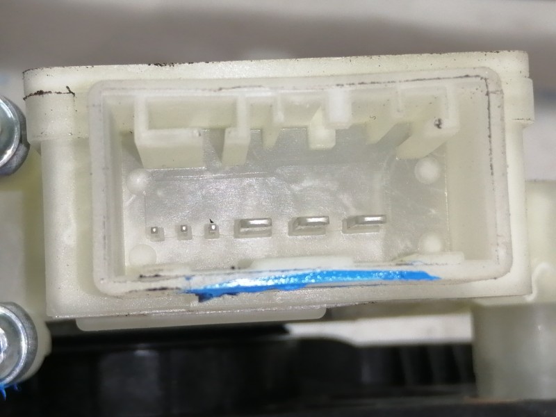 Recambio de elevalunas delantero derecho para skoda fabia like referencia OEM IAM 5JA959812K  