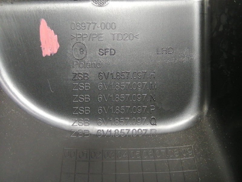 Recambio de guantera para skoda fabia like referencia OEM IAM 6V1857097H 6V1857097M 6V1857097N 6V1857097P 6V1857097Q 6V1857097R 