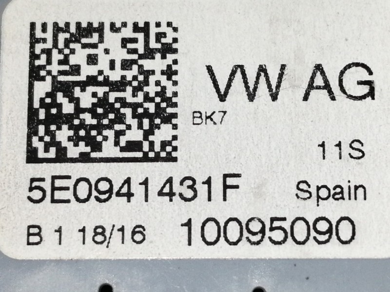 Recambio de mando luces para skoda fabia like referencia OEM IAM 5E0941431F 10095090 