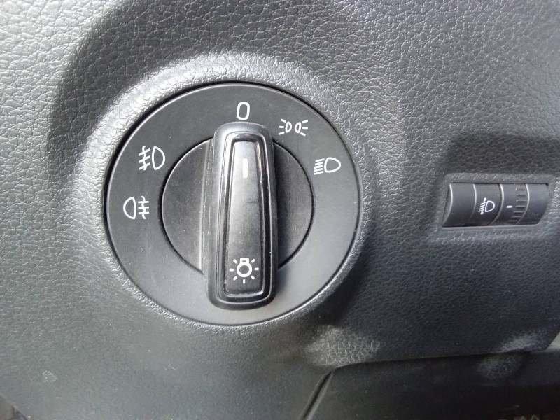 Recambio de mando luces para skoda fabia like referencia OEM IAM 5E0941431F 10095090 