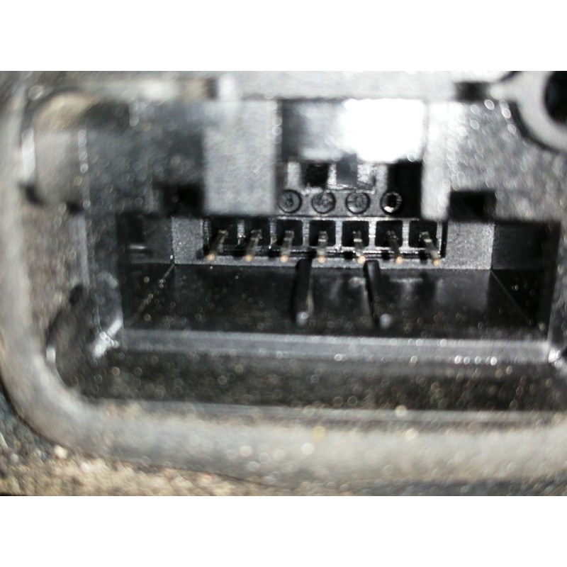 Recambio de cerradura puerta delantera derecha para volkswagen polo (6r1) advance bluemotion referencia OEM IAM 527680 16D5K1837