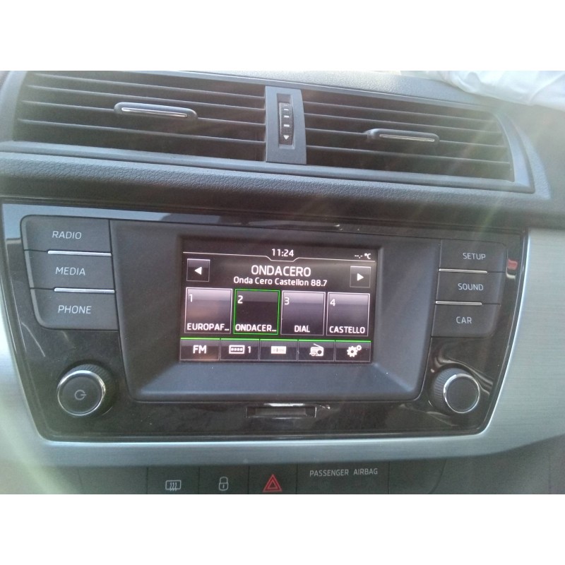 Recambio de sistema audio / radio cd para skoda fabia like referencia OEM IAM 6V0035871B L41SK2 