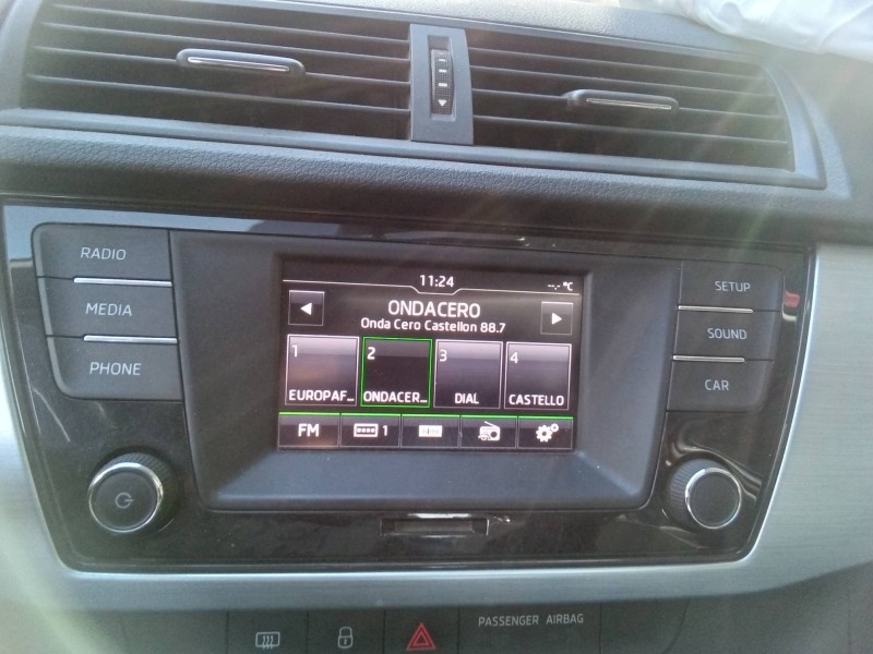 Recambio de sistema audio / radio cd para skoda fabia like referencia OEM IAM 6V0035871B L41SK2 