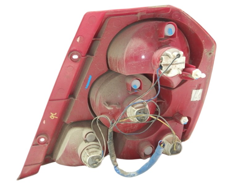 Recambio de piloto trasero izquierdo para chevrolet kalos 1.2 se referencia OEM IAM 300266L  