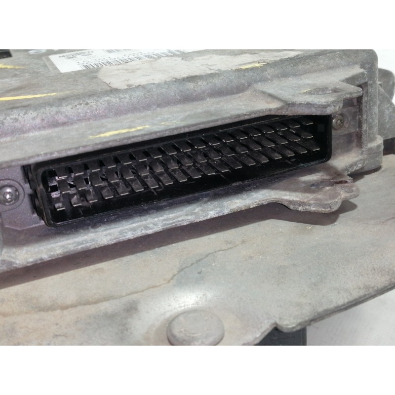 Recambio de centralita motor uce para peugeot 206 berlina xr referencia OEM IAM 9639907880 IAW1AP81 16301794