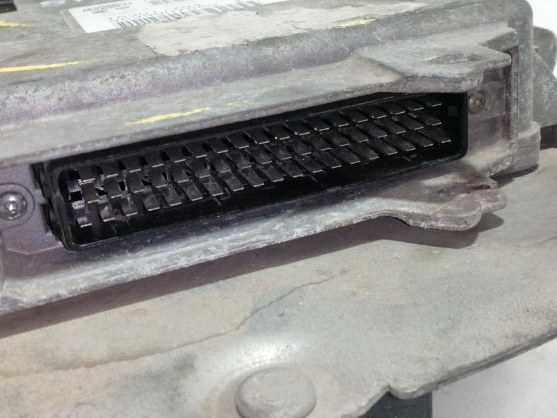 Recambio de centralita motor uce para peugeot 206 berlina xr referencia OEM IAM 9639907880 IAW1AP81 16301794