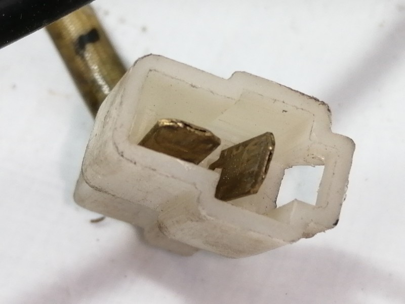 Recambio de elevalunas trasero izquierdo para tata safari 42fd referencia OEM IAM 21071528  