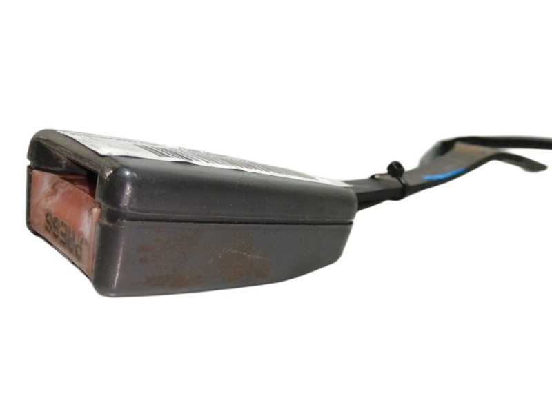 Recambio de enganche cinturon delantero izquierdo para tata safari 42fd referencia OEM IAM   