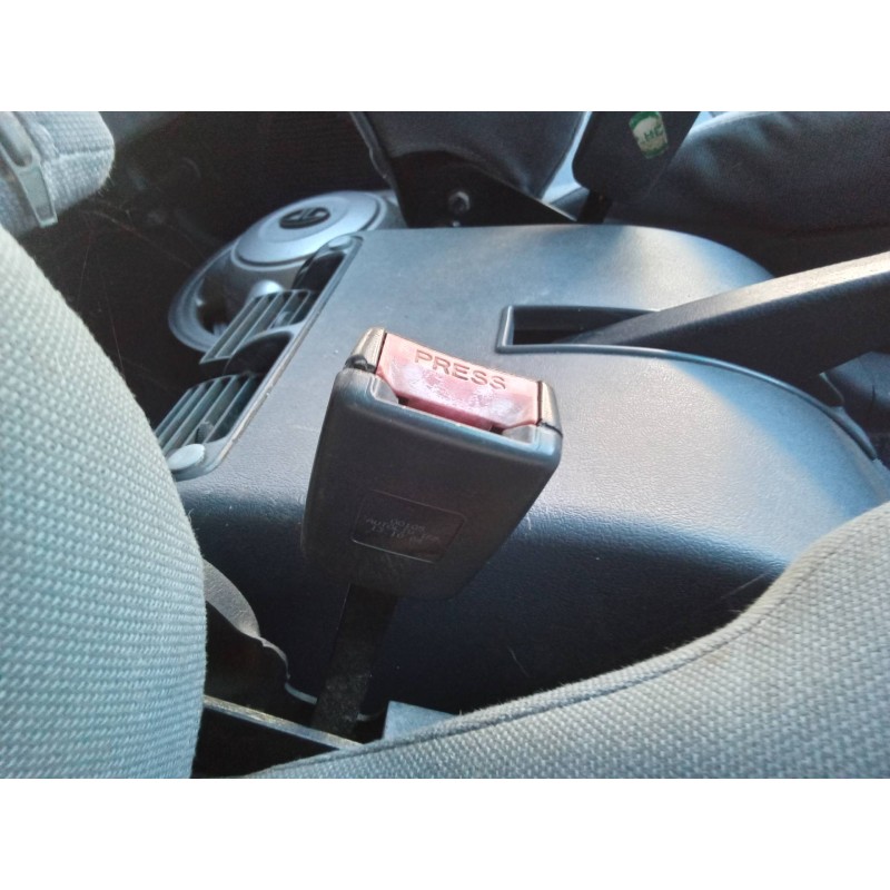 Recambio de enganche cinturon delantero izquierdo para tata safari 42fd referencia OEM IAM   