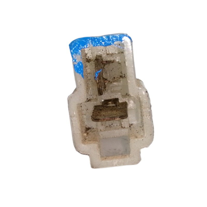 Recambio de enganche cinturon delantero izquierdo para tata safari 42fd referencia OEM IAM   