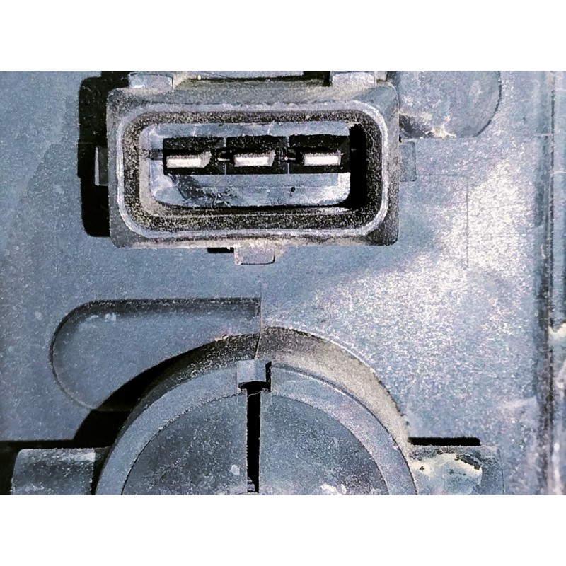 Recambio de faro derecho para tata safari 42fd referencia OEM IAM   