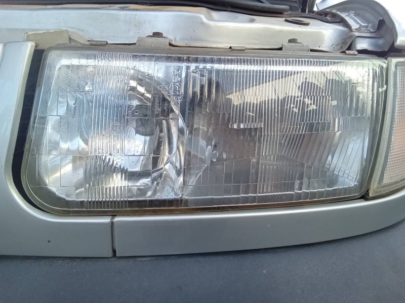 Recambio de faro izquierdo para tata safari 42fd referencia OEM IAM   