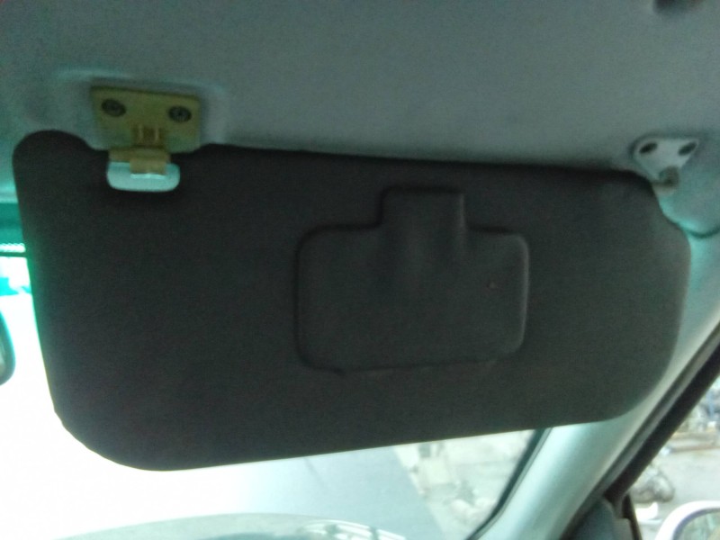 Recambio de parasol derecho para tata safari 42fd referencia OEM IAM   