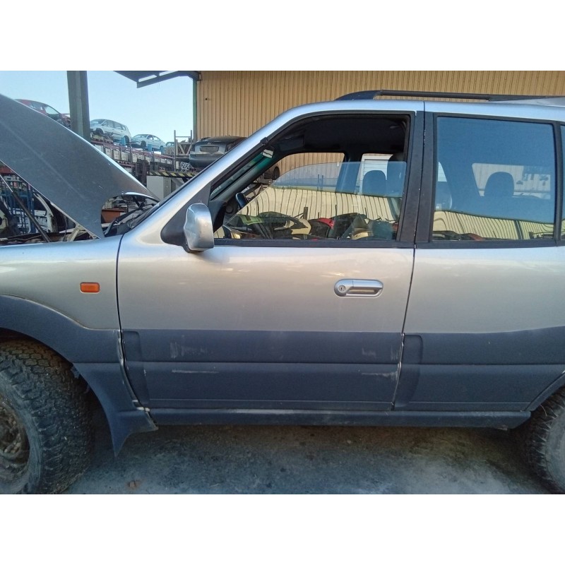 Recambio de puerta delantera izquierda para tata safari 42fd referencia OEM IAM   