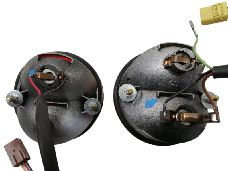 Recambio de piloto trasero derecho para ligier js20 referencia OEM IAM 3241  