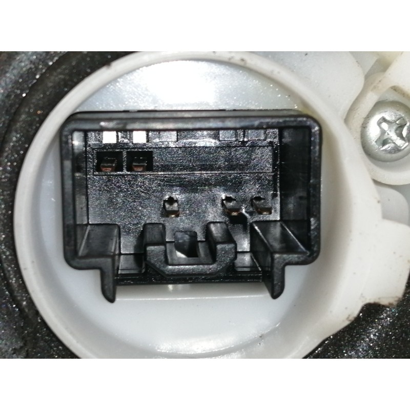 Recambio de cerradura puerta trasera derecha para mazda 6 lim. (gh) 1.8 120cv active (4-ptas.) referencia OEM IAM F96G01R1 7L04B