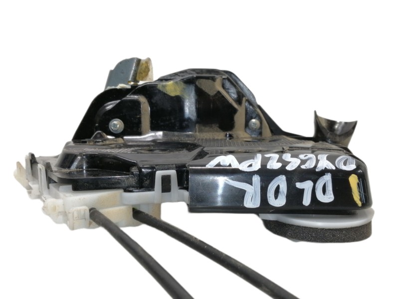 Recambio de cerradura puerta delantera derecha para toyota yaris active referencia OEM IAM U3111130F3  