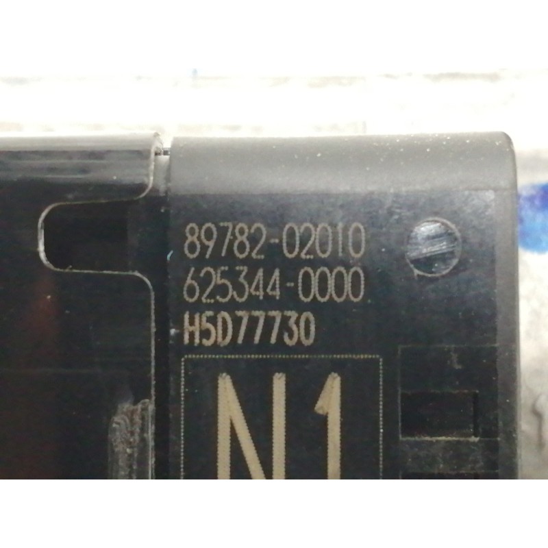 Recambio de conmutador de arranque para toyota yaris active referencia OEM IAM 450200D04 8978202010 / 6253440000 H5D77730 / 4131