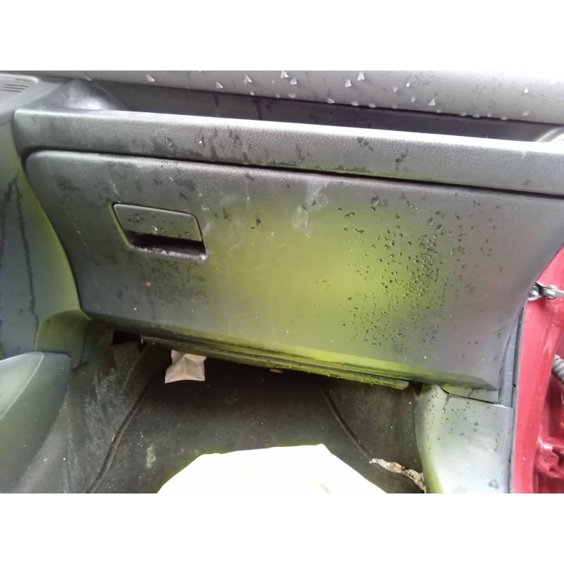 Recambio de guantera para toyota yaris active referencia OEM IAM 555500D151 555500D171 / 555510D150 555520D130 / 555520D150