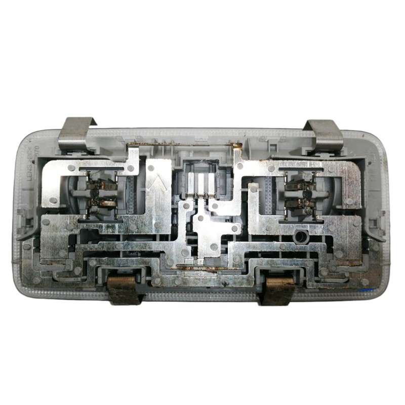 Recambio de luz interior para toyota yaris active referencia OEM IAM 812600D070  